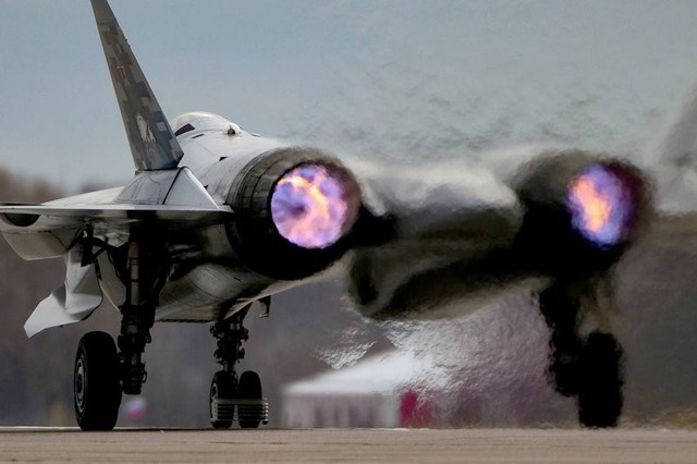 - Ảnh 5. - Ảnh 5.