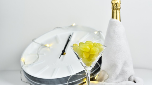 5 cách đón năm mới ai cũng có thể làm đêm Giao thừa Dương lịch để lấy vía may mắn cho 365 ngày - Ảnh 1.