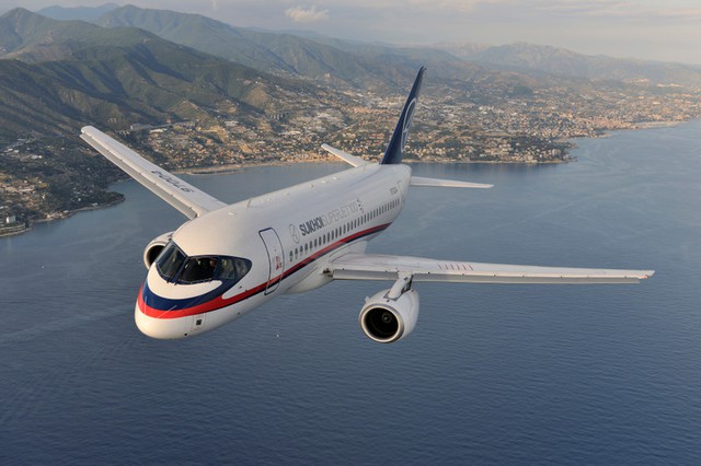 Bắt đầu sản xuất m&aacute;y bay Superjet 100 tại Ấn Độ v&agrave; cơ hội c&ocirc;ng nghệ mới - Ảnh 9.