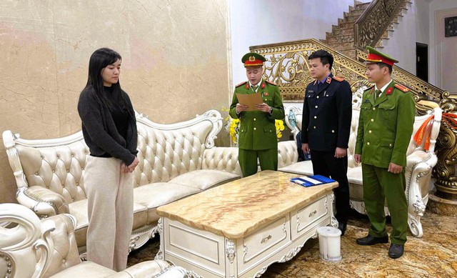 Bắt tạm giam, khám xét nơi ở của chủ tiệm vàng nổi tiếng Lê Thị Thu Hương và chồng - Ảnh 3.