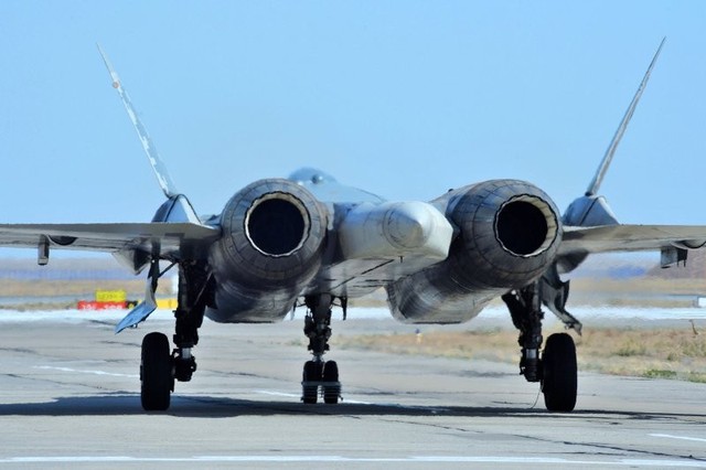 Ti&ecirc;m k&iacute;ch Su - 57 thế hệ mới với t&iacute;nh năng hiện đại h&oacute;a đột ph&aacute; trong tương lai - Ảnh 4.