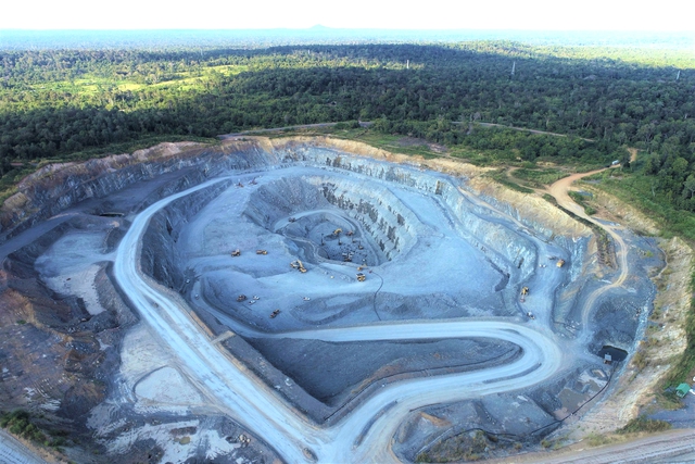 Campuchia lần đầu tiên hé lộ hoạt động khai thác vàng: Bùng nổ những con số - Ảnh 1.