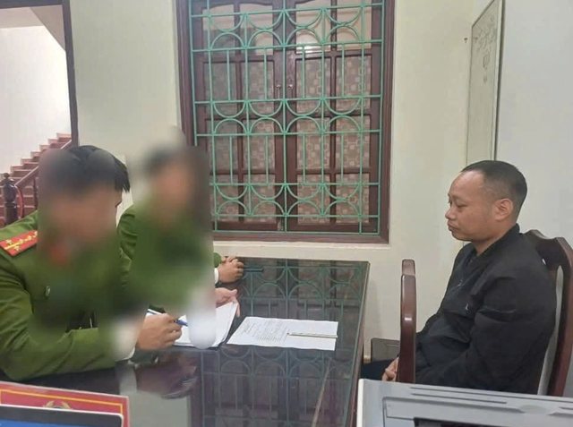Vụ tài xế ô tô bị hành hung ở Nam Định: 2 anh em ruột đánh người nói gì tại cơ quan công an? - Ảnh 1.