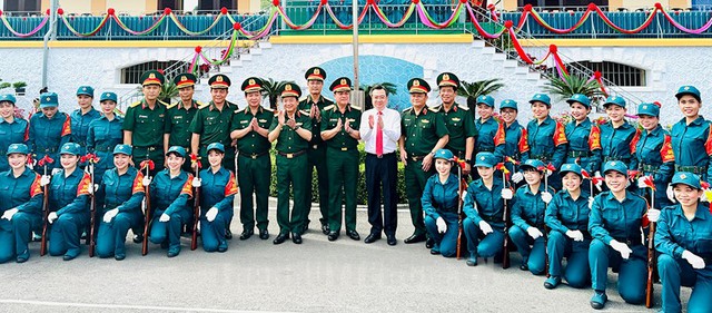 Choáng ngợp Lễ ra quân của lực lượng quân đội, công an TP.HCM: 3.200 người cùng hàng loạt xe bọc thép - Ảnh 3.