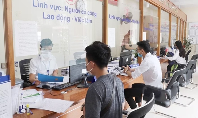 Việt Nam dự kiến giảm khoảng 8.000 xã: Thủ tục sáp nhập đơn vị hành chính cấp xã thế nào? - Ảnh 2.