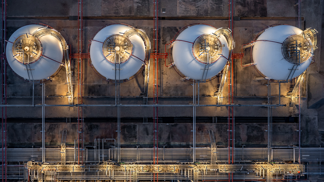 Nhà máy Nhiệt điện Nhơn Trạch 3 và 4 đón tin nóng: Hé lộ 2 ông lớn cung cấp LNG suốt 25 năm - Ảnh 7. Nhà máy Nhiệt điện Nhơn Trạch 3 và 4 đón tin nóng: Hé lộ 2 ông lớn cung cấp LNG suốt 25 năm - Ảnh 7.