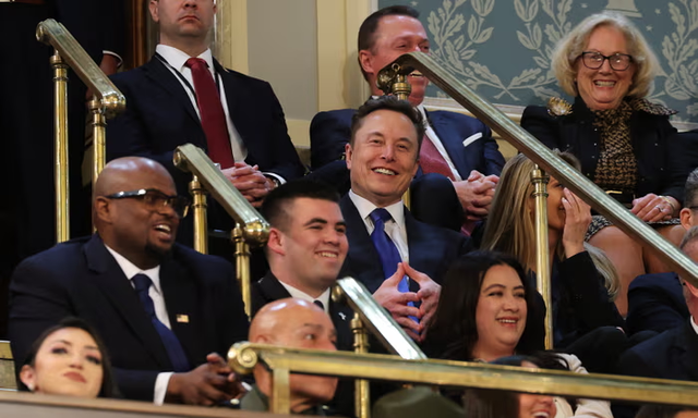 &Ocirc;ng Trump tiết lộ bức thư "quan trọng" từ &ocirc;ng Zelensky, c&ocirc;ng bố kế hoạch k&igrave;m h&atilde;m sự thống trị của TQ - Ảnh 8.