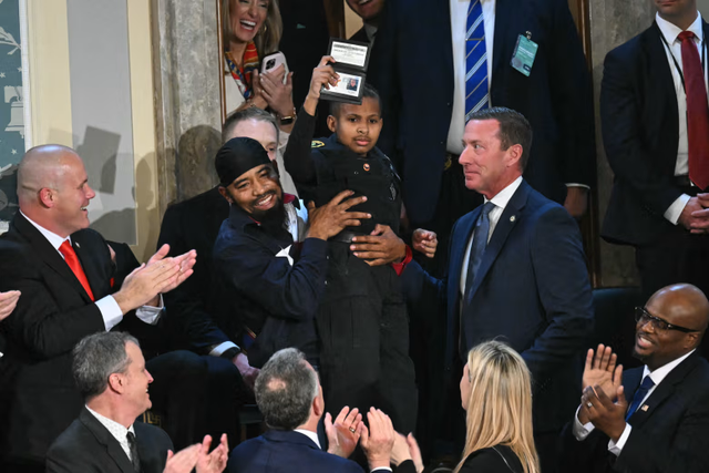 &Ocirc;ng Trump tiết lộ bức thư "quan trọng" từ &ocirc;ng Zelensky, c&ocirc;ng bố kế hoạch k&igrave;m h&atilde;m sự thống trị của TQ - Ảnh 6.