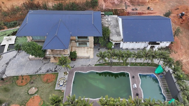 Choáng ngợp với căn biệt thự của trùm giang hồ Tuấn "trắng" vừa bị bắt - Ảnh 12.