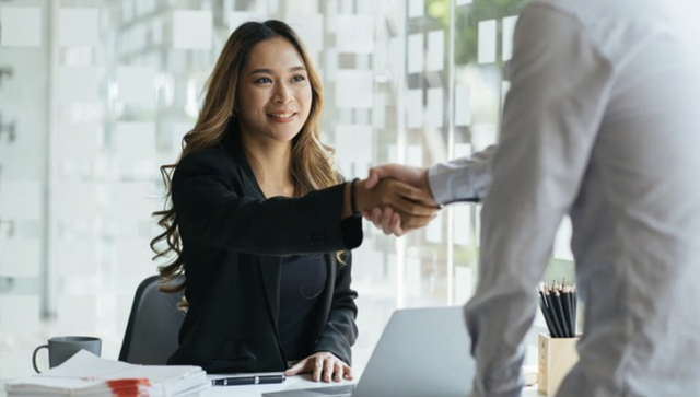 Câu trả lời sáng tạo trong phỏng vấn làm nhà tuyển dụng bất ngờ - Ảnh 1. Câu trả lời sáng tạo trong phỏng vấn làm nhà tuyển dụng bất ngờ - Ảnh 1.