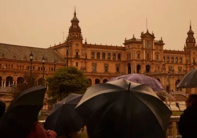 Cảnh báo 'mưa máu' tấn công Tây Ban Nha những ngày tới - Ảnh 3.