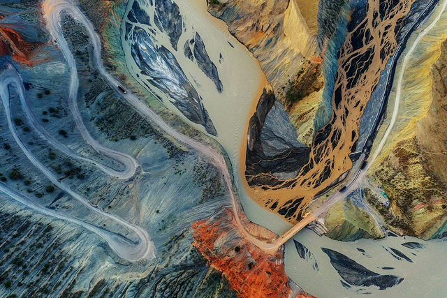 Kazakhstan trúng "kho báu" đất hiếm cả thế giới thèm khát: Đánh thức báu vật 46.000 tỷ USD từ lòng đất - Ảnh 2.