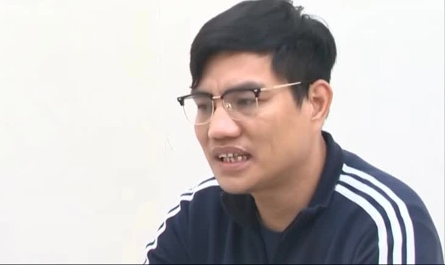 Chân dung Hồ Sỹ Ý- kẻ điều hành nhà máy sản xuất sữa giả cho trẻ sơ sinh, bà bầu thu lợi gần 500 tỷ đồng - Ảnh 1.