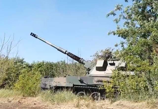 Thiệt hại kh&ocirc;ng tưởng với ph&aacute;o tự h&agrave;nh Krab tại Ukraine - Ảnh 2.