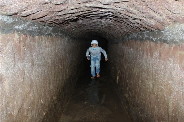 Kiệt tác quân sự Việt Nam 32km: Nơi con người 'sống trong cát', có ngôi đình 4 xe tăng kéo không đổ - Ảnh 8.