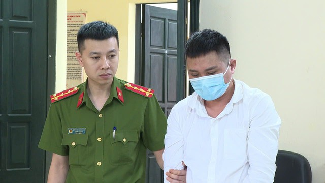 [Ảnh] Cận cảnh triệt phá đường dây ma túy xuyên quốc gia, bắt 'ông trùm' 48 tuổi và 72 đàn em - Ảnh 9.