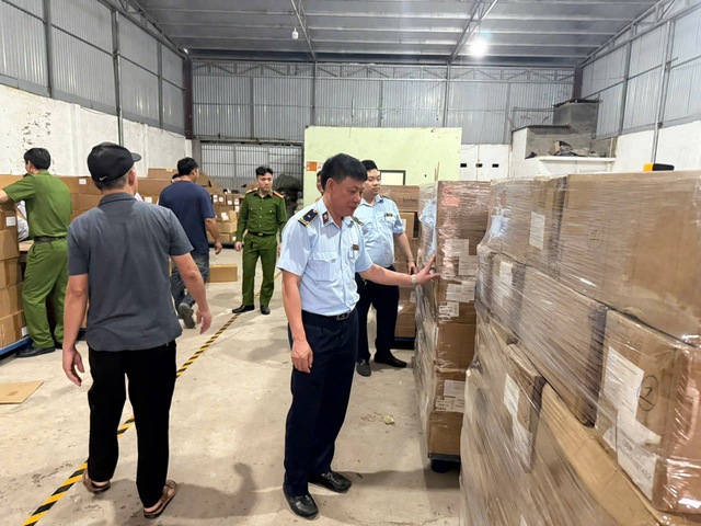 Ảnh: Cận cảnh - Ảnh 1.