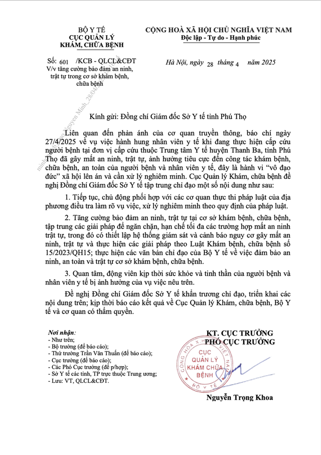 Xử lý nghiêm vụ hành hung nhân viên y tế tại Phú Thọ - Ảnh 1.