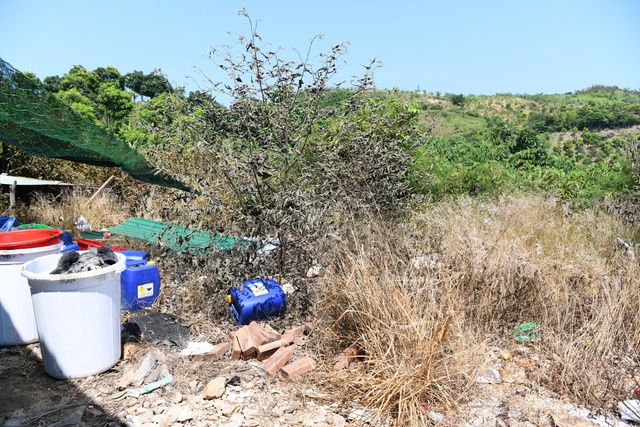 Hình ảnh bất ngờ ở khu nhà xưởng sản xuất lô 1,4 tấn ma túy lớn nhất Việt Nam - Ảnh 9.