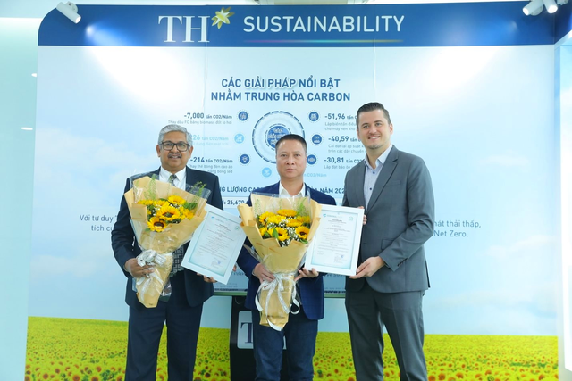 Lần đầu tiên tại Việt Nam, 2 công ty chủ lực của Tập đoàn TH được 1 tổ chức quốc tế uy tín chứng nhận trung hòa carbon  - Ảnh 1.