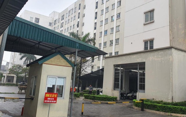 Vụ một cô gái 22 tuổi bị đâm tử vong và nhiều người bị thương tại chung cư ở Hà Nội: Cư dân kể lại gì? - Ảnh 1.