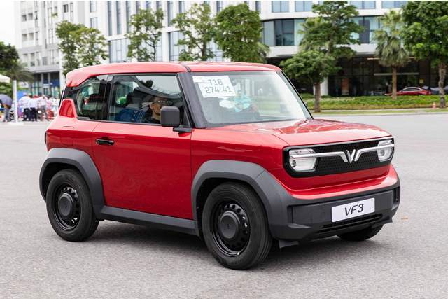 Xôn xao chiếc VinFast VF 3 mỗi ngày sạc 4 lần và đi đều 1.000km suốt 9 tháng, dân mạng: Không tin nổi - Ảnh 3.