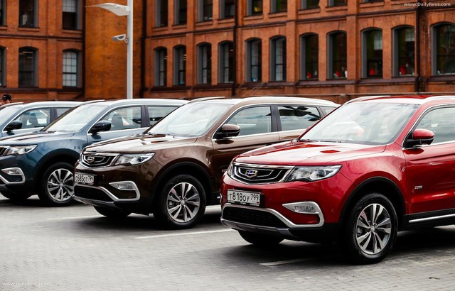 Xe Trung Quốc ào ào thác lũ đổ vào, Nga vội 'ra đòn': Lada đã 'lách' sang Việt Nam - Ảnh 1.