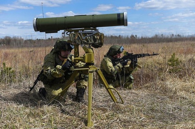 Tên lửa Kornet có khả năng xuyên thủng xe tăng M1A1 Abrams của Mỹ - Ảnh 7.