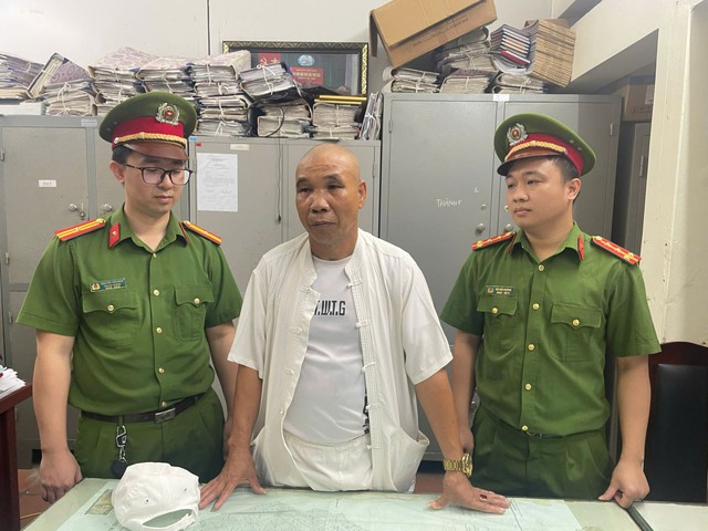 Bắt tạm giam Nguyễn Văn Phượng vì Gây rối trật tự công cộng và Chống người thi hành công vụ - Ảnh 1.