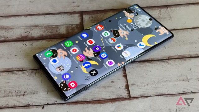 Ra mắt đã 6 năm, đây vẫn là mẫu điện thoại Samsung tôi thích cho đến tận bây giờ - Ảnh 1.