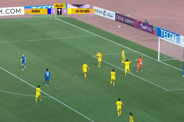 TRỰC TIẾP CLB TP.HCM vs Wuhan Jiangda: Đội bóng Việt Nam nỗ lực tìm kiếm bàn gỡ - Ảnh 2.