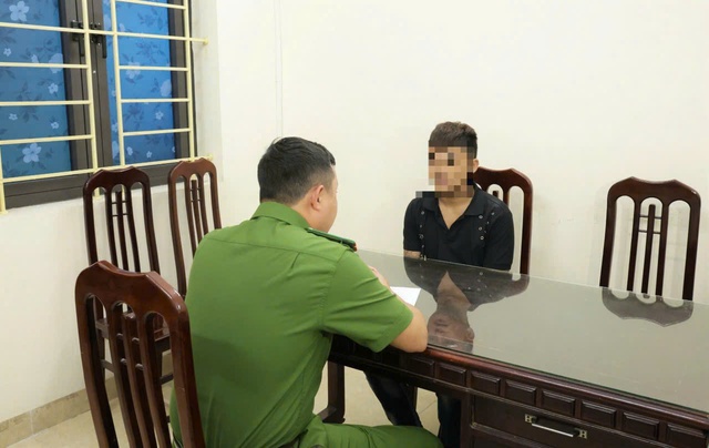Bắt khẩn cấp 2 cha con Phạm Đình Hùng - Ảnh 2.