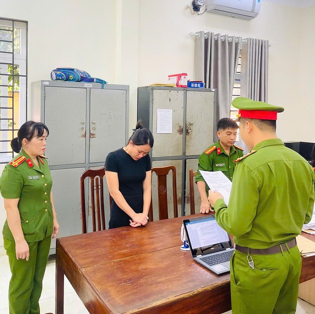 Bắt tạm giam 'hot girl lừa đảo' Lộc Thị Thúy - Ảnh 2.