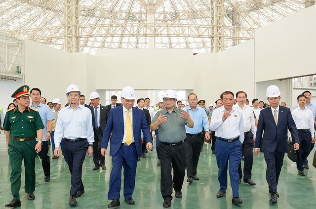 Trung tâm Hội chợ Triển lãm Quốc gia Đại công trình 7.000 tỷ sở hữu "chìa khóa vạn năng", mở ra mỏ vàng tỷ USD - Ảnh 1.