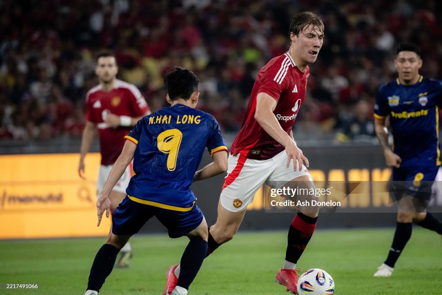 TRỰC TIẾP Các ngôi sao Đông Nam Á 1-0 Man Utd: Chấn động! Quỷ đỏ bị dẫn trước ở Đông Nam Á! - Ảnh 2.