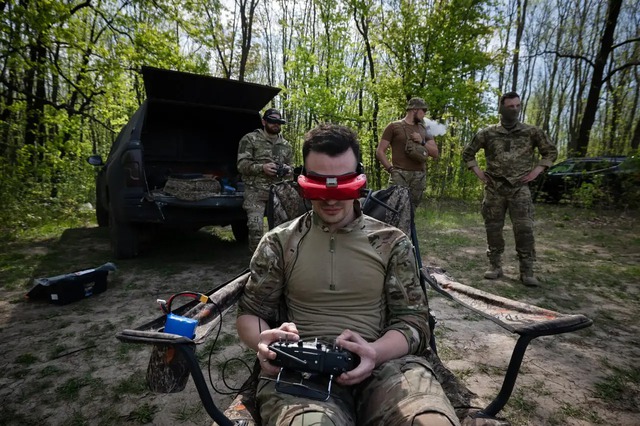 Lưới Drone - giải pháp công nghệ hiện đại của Ukraine trong cuộc chiến chống Nga - Ảnh 1.
