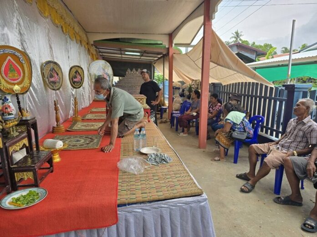 Không nghe lời can của vợ, nhất quyết đi ra đồng lúc mưa gió, người đàn ông gặp cái kết bi thảm - Ảnh 2.