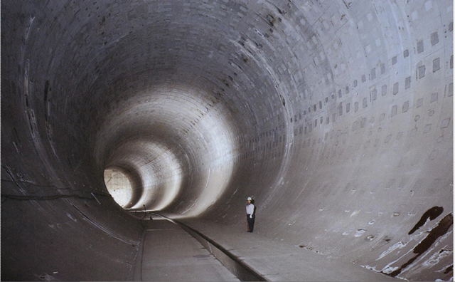 Tư duy đặc biệt: Thủ đô Nhật Bản làm cách này để "giấu" nước sông xuống một hố sâu - Ảnh 1.