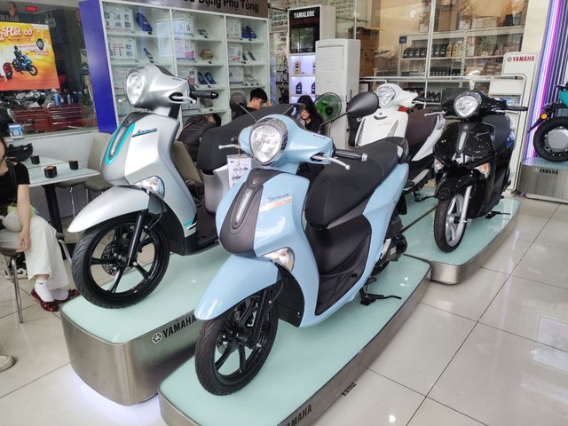 Yamaha hạ giá loạt xe tay ga hot: Nhiều nhất giảm 16 triệu, xe ăn ít xăng bậc nhất Việt Nam cũng có mặt - Ảnh 2.