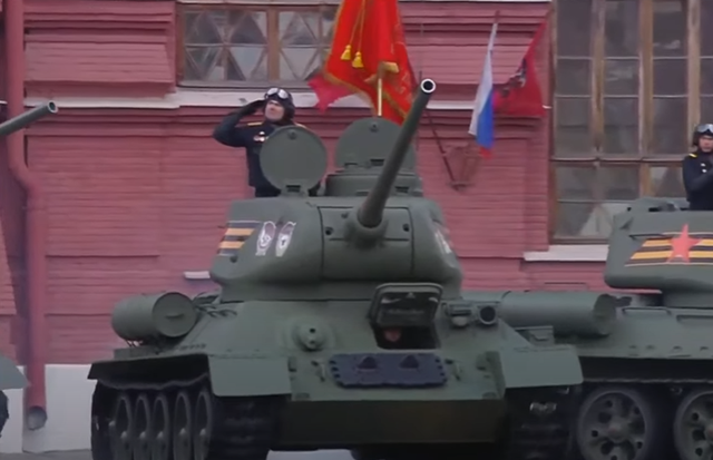 TOÀN CẢNH: Lễ duyệt binh hoành tráng kỷ niệm 80 năm Ngày Chiến thắng phát xít tại Nga - Ảnh 1.