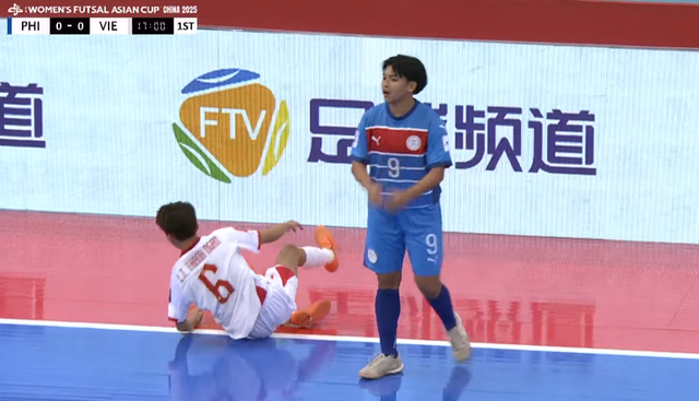 TRỰC TIẾP Việt Nam VS Philippines: Thế trận đôi công đầy hấp dẫn - Ảnh 2.