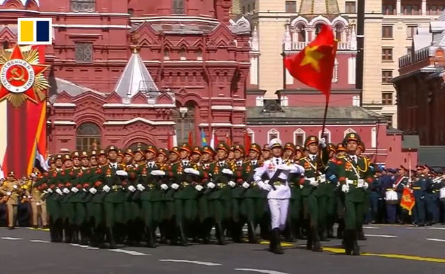 TRỰC TIẾP: Lễ duyệt binh hoành tráng kỷ niệm 80 năm Ngày Chiến thắng phát xít tại Nga - Ảnh 7.