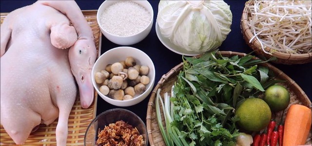 Không phải phở và bún bò Huế, món ăn 30.000 đồng/bát này mới là hương vị Việt lọt top ngon nhất thế giới - Ảnh 2.