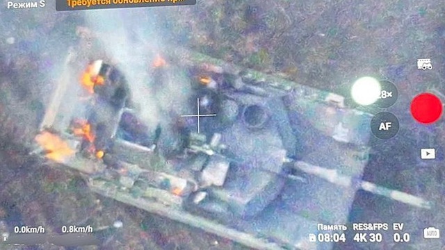 Thêm hai xe tăng Abrams rơi vào tay Nga: Vũ khí Mỹ có còn hiệu quả ở Ukraine? - Ảnh 2.