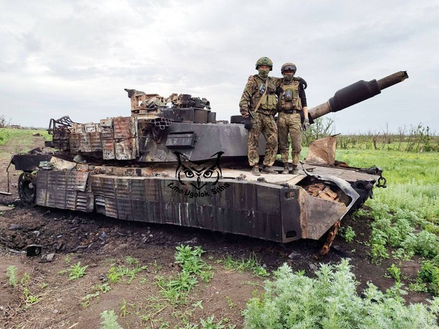 Thêm hai xe tăng Abrams rơi vào tay Nga: Vũ khí Mỹ có còn hiệu quả ở Ukraine? - Ảnh 3.