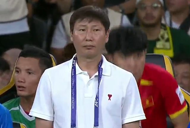 TRỰC TIẾP Malaysia 2-0 Việt Nam: Dàn sao nhập tịch của Malaysia tỏa sáng - Ảnh 5.