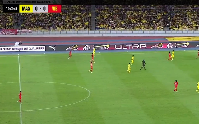 TRỰC TIẾP Malaysia 2-0 Việt Nam: Dàn sao nhập tịch của Malaysia tỏa sáng - Ảnh 3.