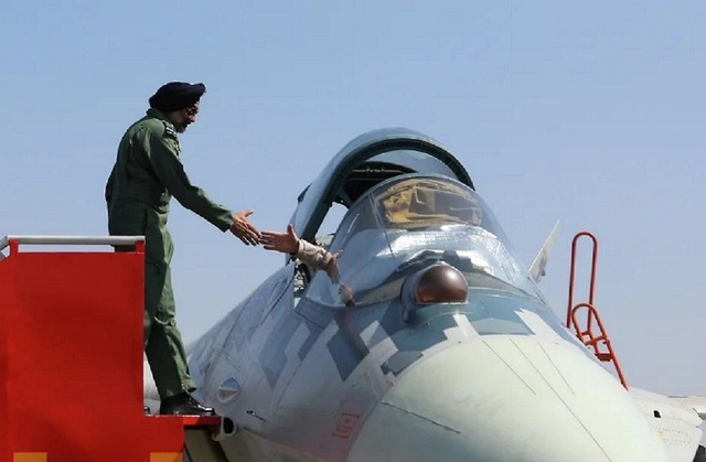 Mỹ đe dọa Ấn Độ về thương vụ Su-57: Cuộc chiến công nghệ vũ khí Nga - Mỹ - Ảnh 2.