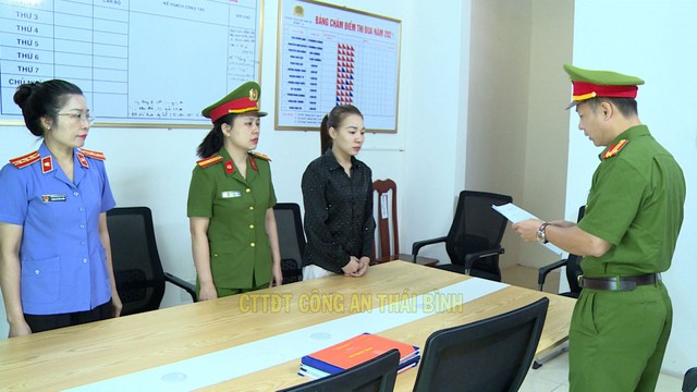 Bắt 'bà trùm khô gà' Nguyễn Thị Mai - Ảnh 1.