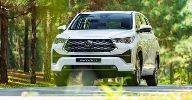 Ở VN có xe gầm cao 'ăn xăng như ngửi' chỉ 3,1L/100 km, hãng đang giảm giá tới gần 50 triệu - Ảnh 6.